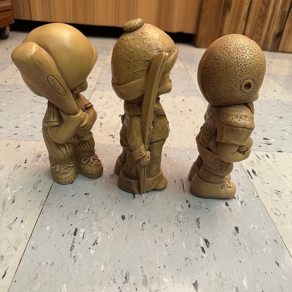 Lot x3 FannyKins by Bill Mack -  Baseball, Football, Skier Figurines - Picture 4 of 5